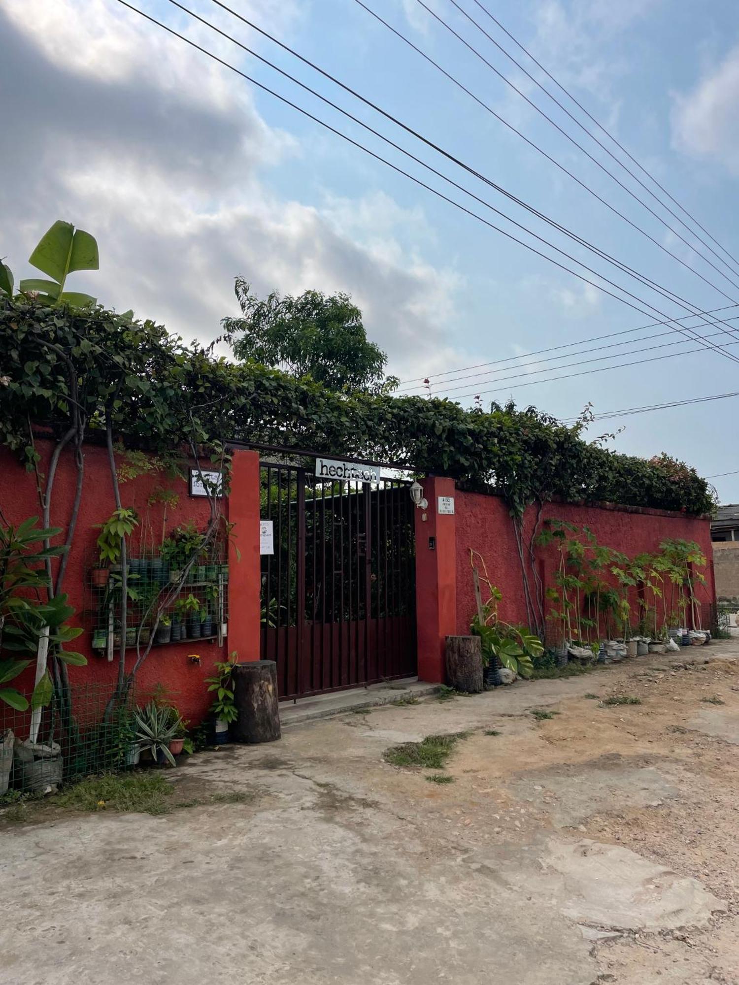 Hechtech House Apartment Accra Exterior photo